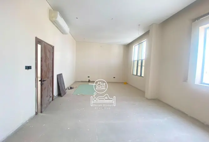 161883940 - Property Image 3