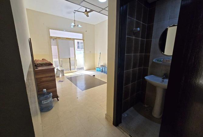 60158209 - Property Image 2