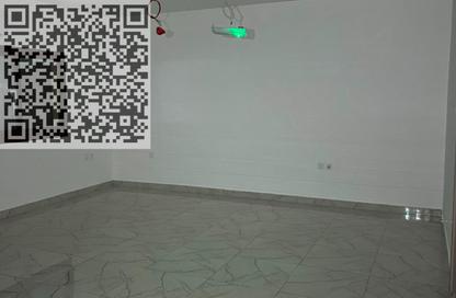 Office Space - Studio - 2 Bathrooms for rent in Al Jurf 2 - Al Jurf - Ajman Downtown - Ajman