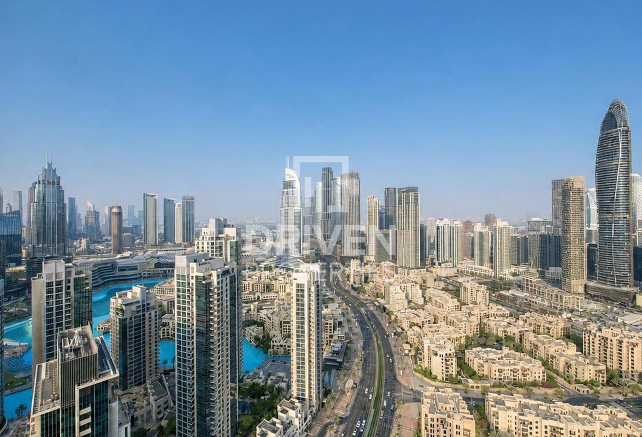 Well Priced | Burj Khalifa View | Study Room photo 18
