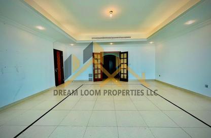 Apartment - 3 - 4 for rent in Al Aryam Tower - Tourist Club Area - Abu Dhabi Apartment - 3 - 4 for rent in Al Aryam Tower - Tourist Club Area - Abu Dhabi