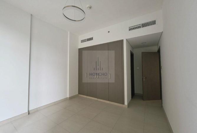 128833196 - Property Image 3