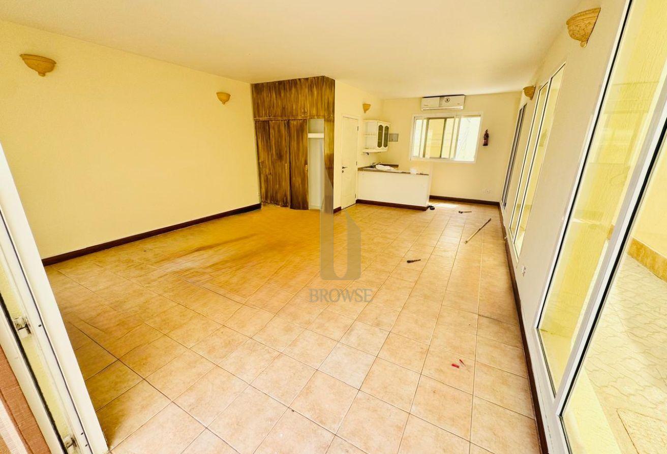 Study+4BR Ensuite | 2 Driver + 2 Maids Room photo 24