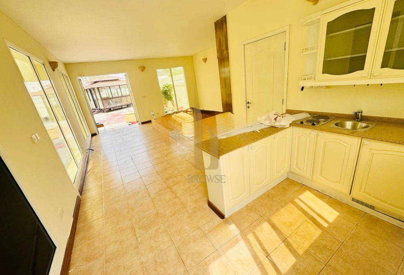 Study+4BR Ensuite | 2 Driver + 2 Maids Room photo 23