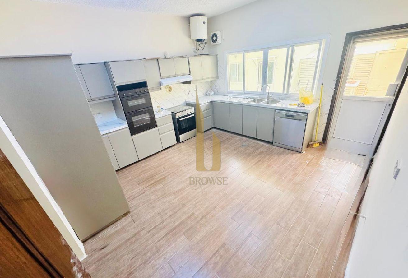 Study+4BR Ensuite | 2 Driver + 2 Maids Room photo 18