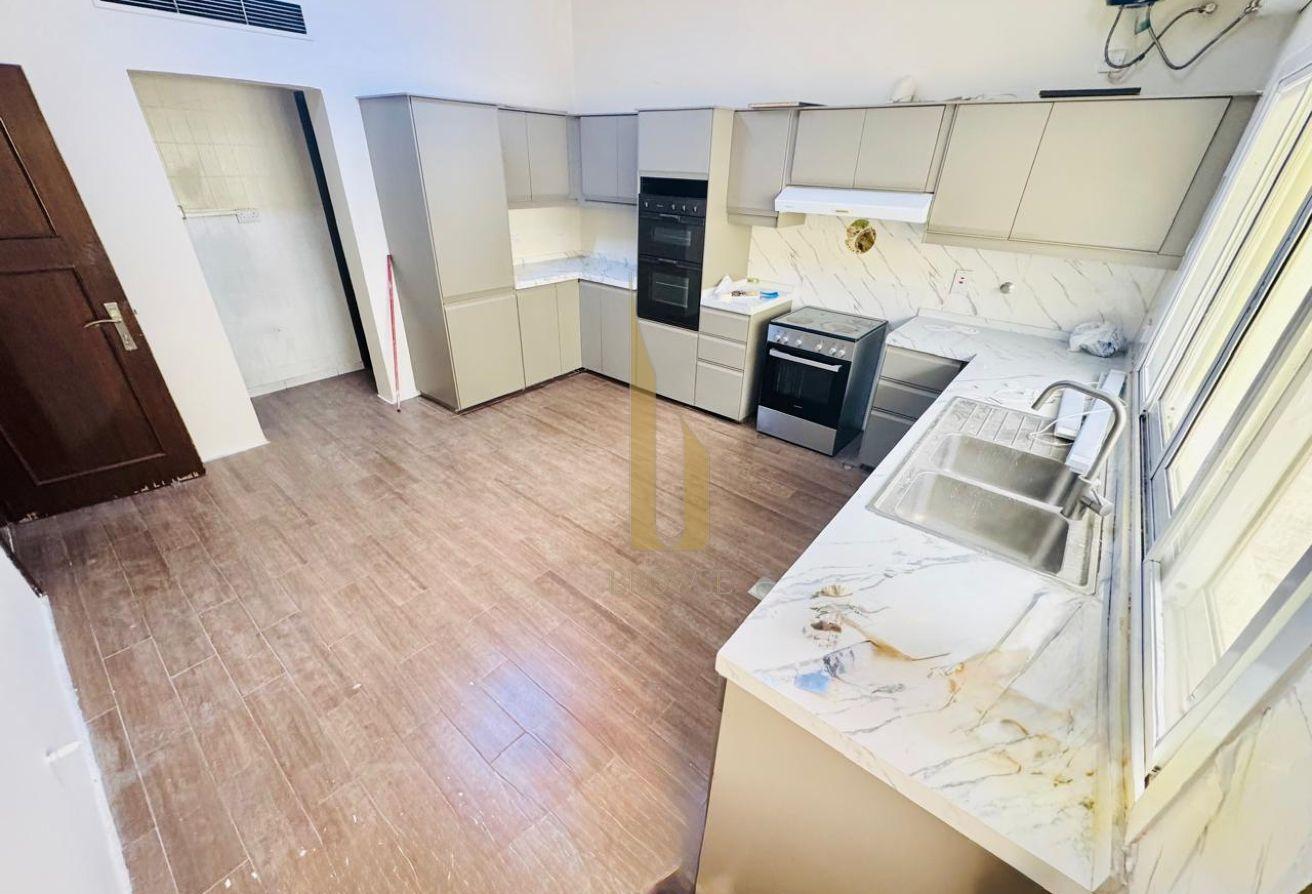 Study+4BR Ensuite | 2 Driver + 2 Maids Room photo 20