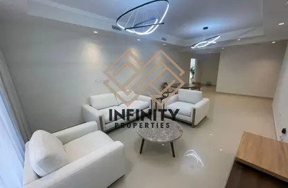 شقة - غرفة نوم - 2 حمامات للبيع في عجمان واحد - المرحلة الثانية - عجمان وسط المدينة - عجمان