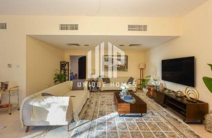 Villa - 4 Bedrooms - 5 Bathrooms for rent in Seashore - Rabdan - Abu Dhabi Villa - 4 Bedrooms - 5 Bathrooms for rent in Seashore - Rabdan - Abu Dhabi