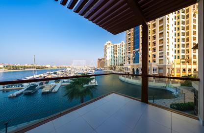 Apartment - Studio - 1 Bathroom for rent in Palm Views East - Palm Views - Palm Jumeirah - Dubai