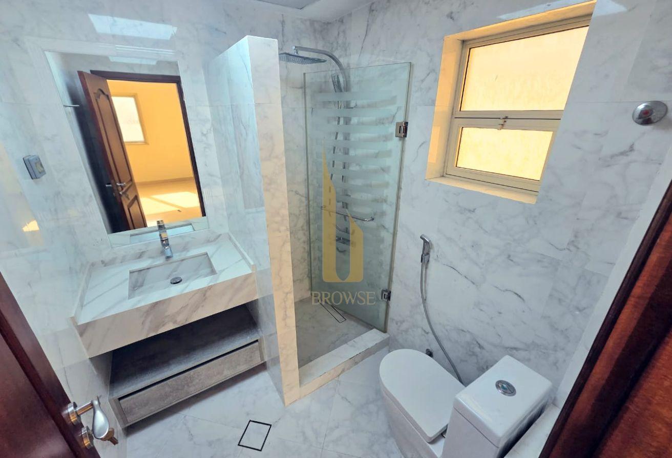 RENOVATED KITCHEN+BATHROOMS | Private Pool+Garden photo 18