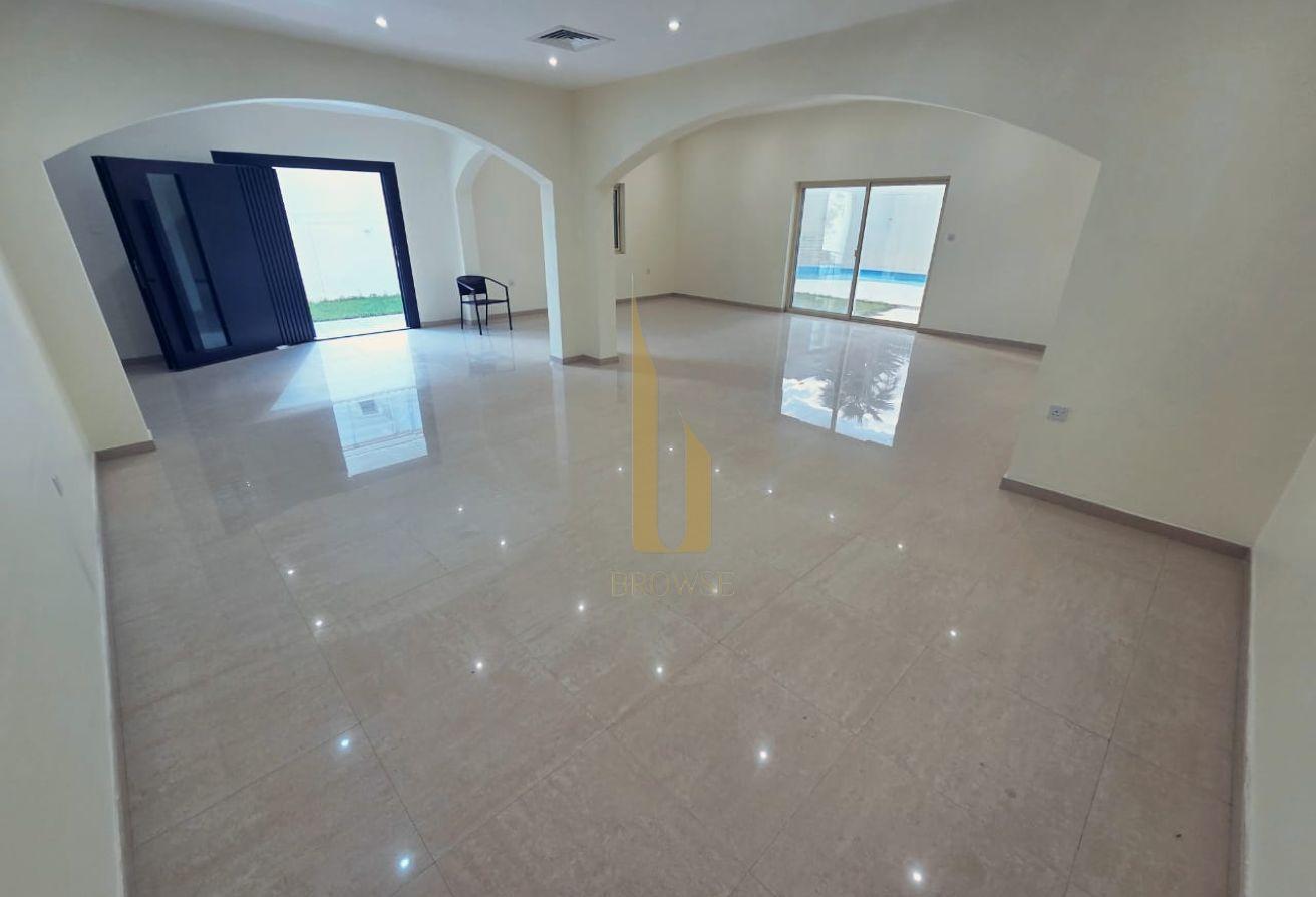 RENOVATED KITCHEN+BATHROOMS | Private Pool+Garden photo 24
