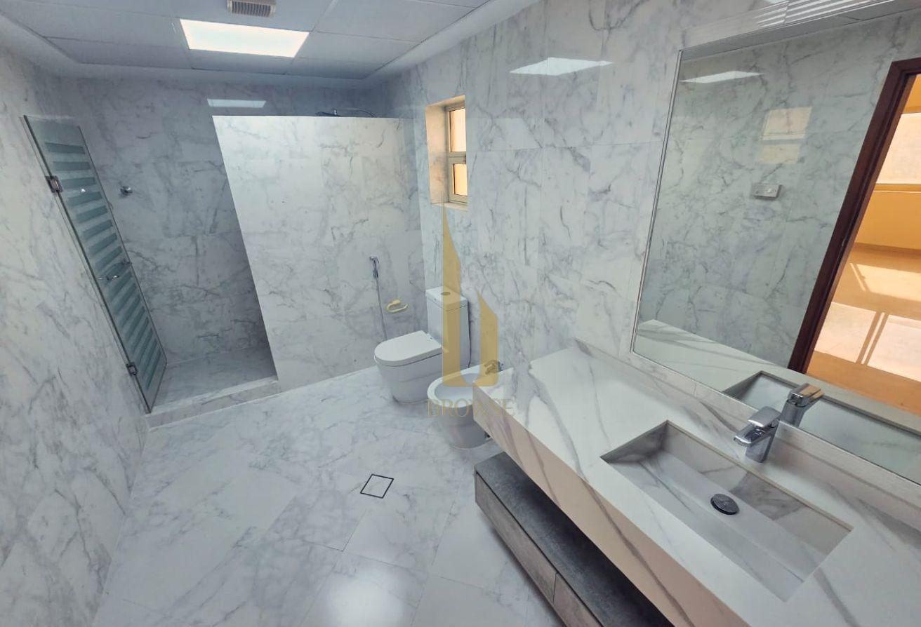 RENOVATED KITCHEN+BATHROOMS | Private Pool+Garden photo 22