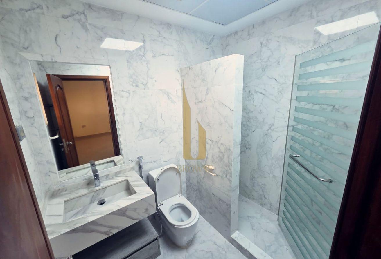 RENOVATED KITCHEN+BATHROOMS | Private Pool+Garden photo 21