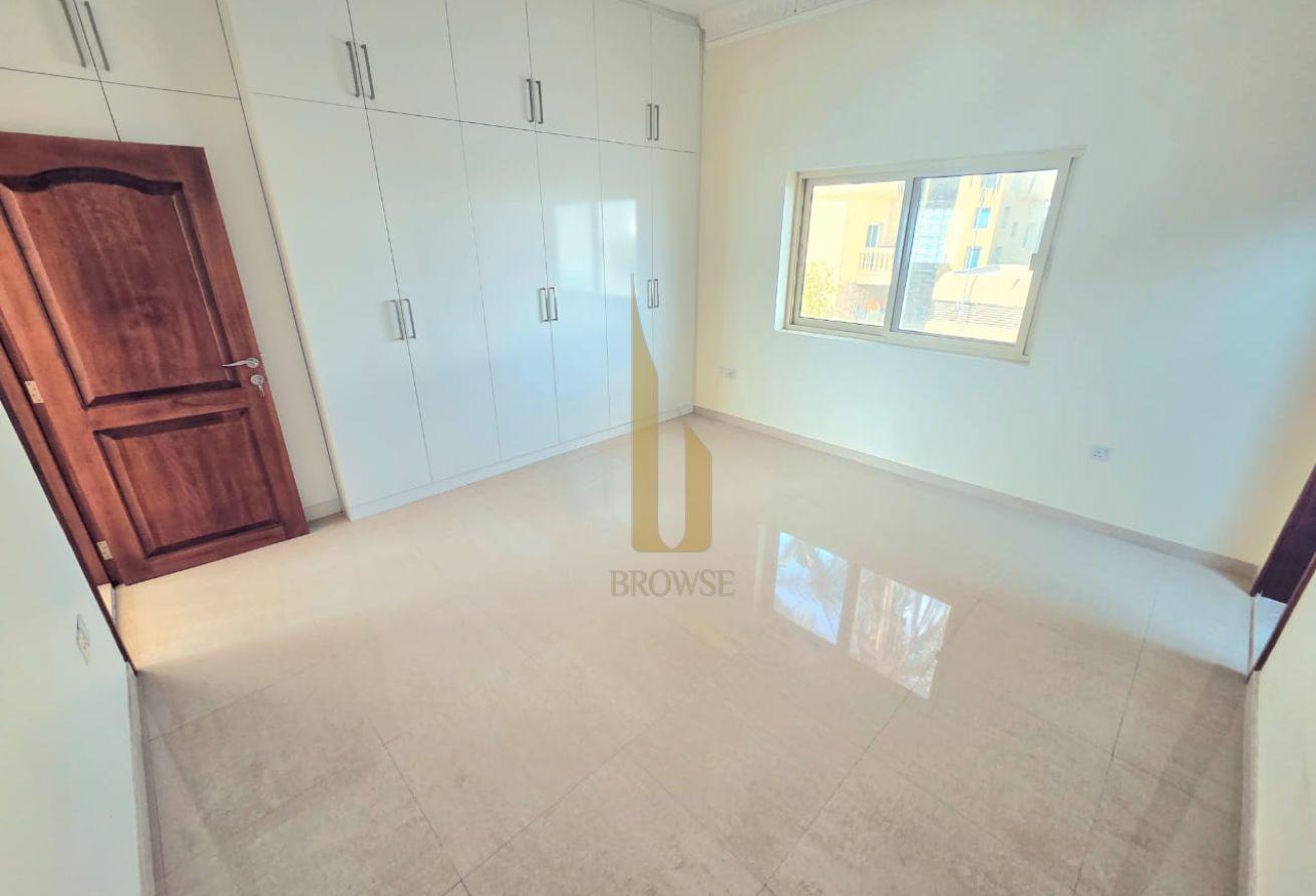 RENOVATED KITCHEN+BATHROOMS | Private Pool+Garden photo 13