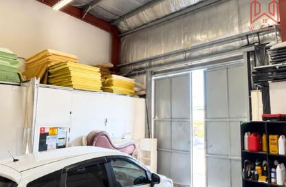 Warehouse - Studio - 1 for rent in Ras Al Khor Industrial 2 - Ras Al Khor - Dubai