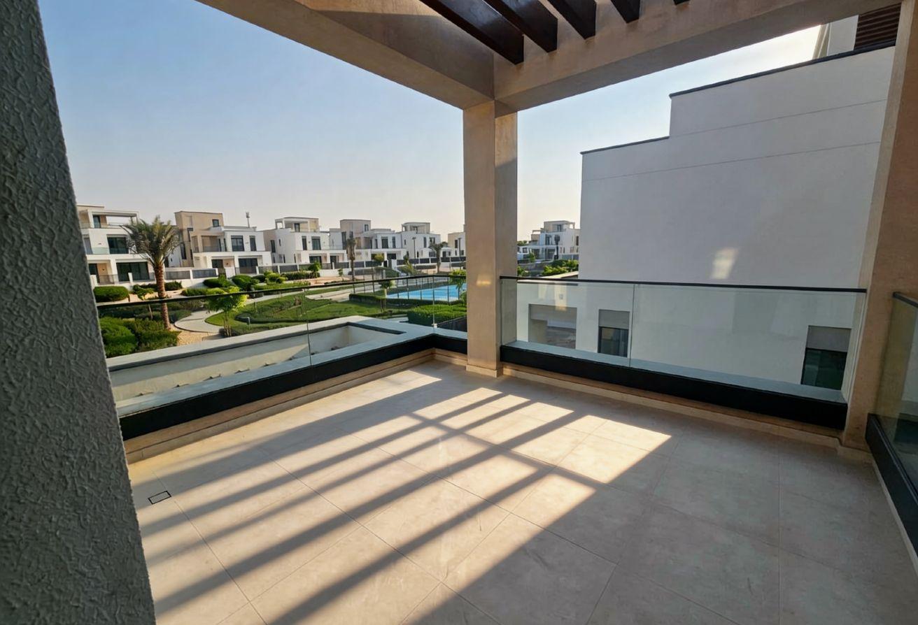 Central Park Facing | Brand New Villa | Single Row photo 12