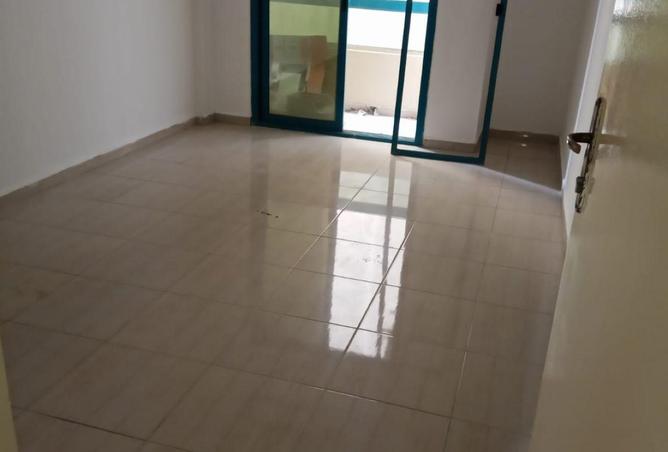 79002155 - Property Image 2