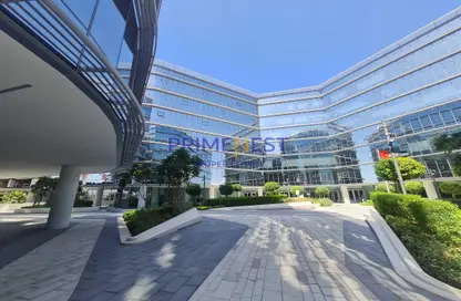 Office Space - Studio for rent in Dubai Commercity - Umm Ramool - Dubai