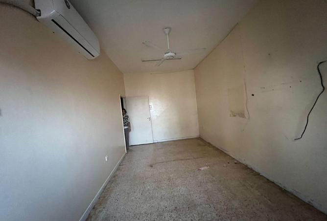 54964022 - Property Image 2