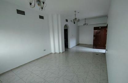 Apartment - 2 - 2 for rent in Abu Shagara building - Abu shagara - Sharjah