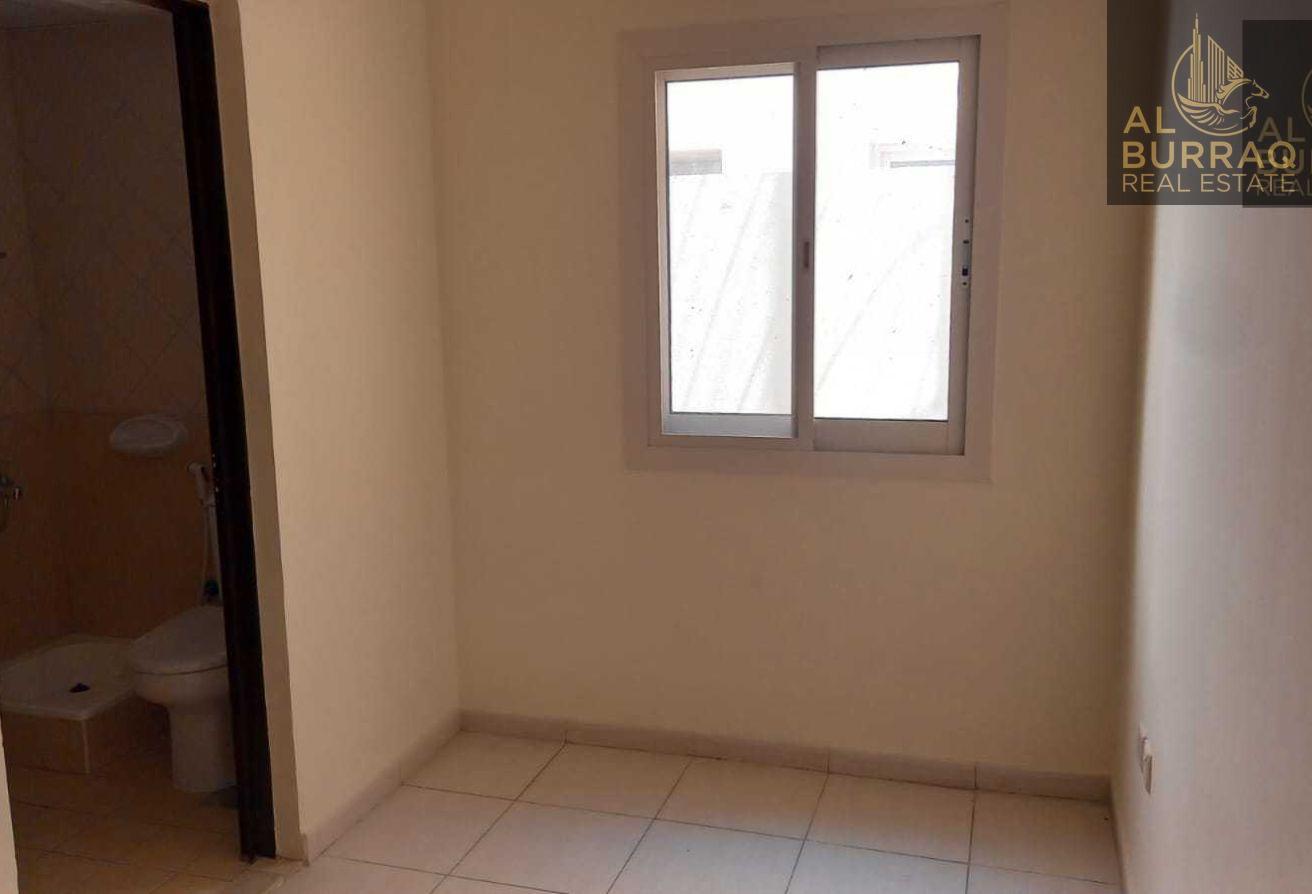 Spacious Corner Villa | Private & Prime Location photo 6