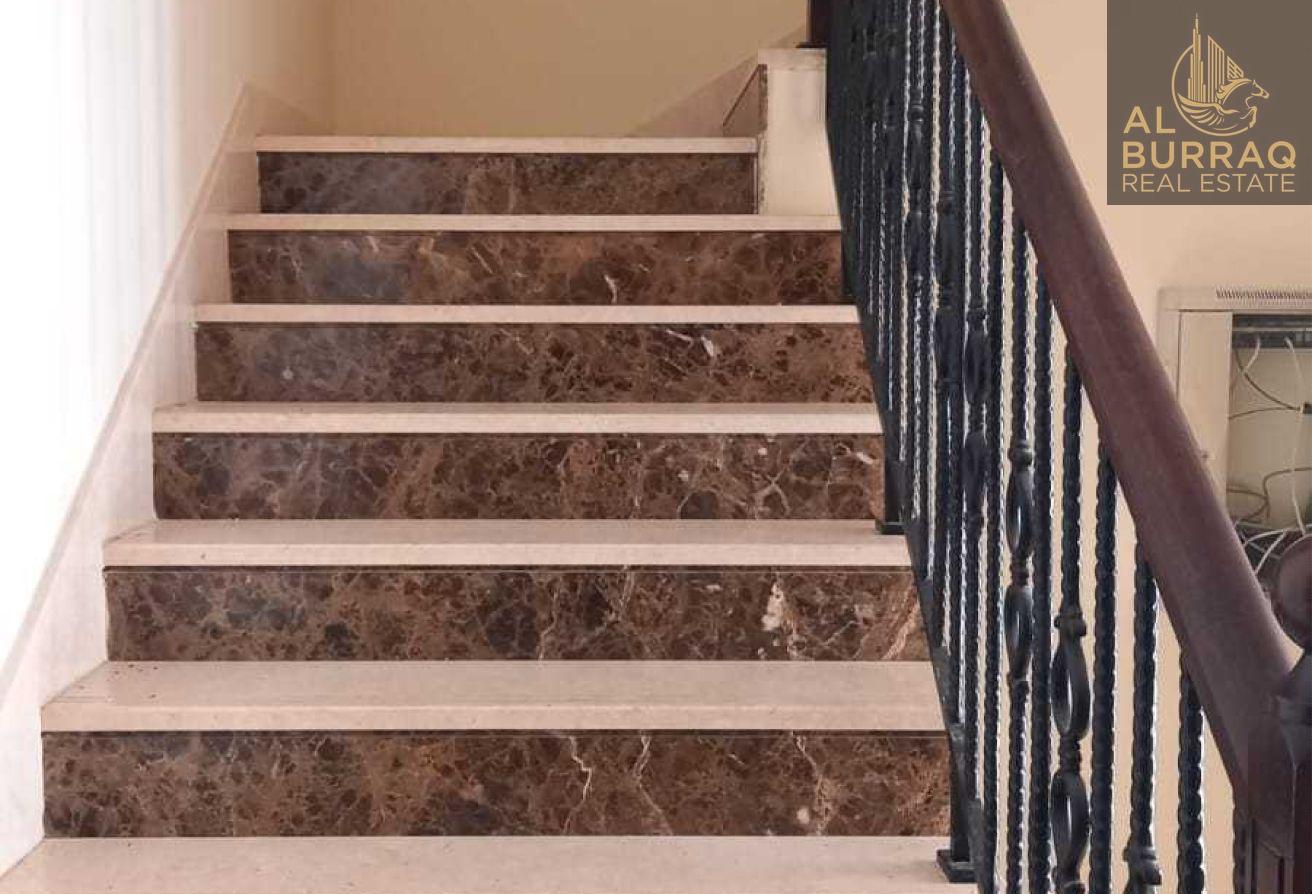 Spacious Corner Villa | Private & Prime Location photo 5