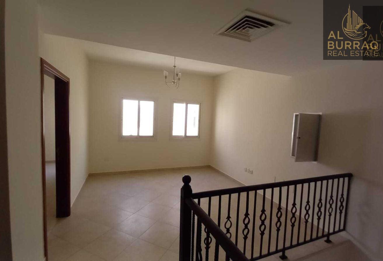 Spacious Corner Villa | Private & Prime Location photo 16