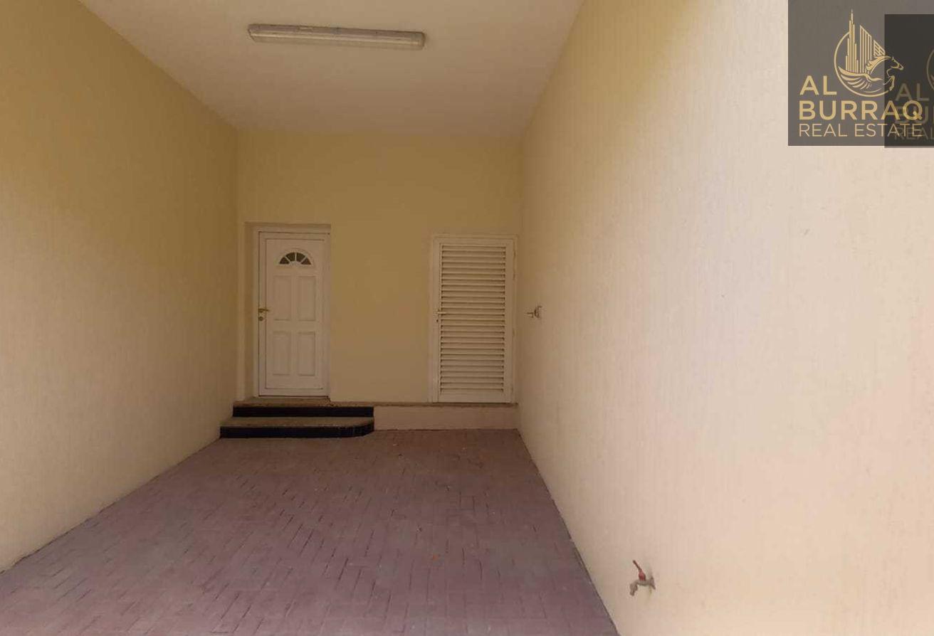 Spacious Corner Villa | Private & Prime Location photo 21