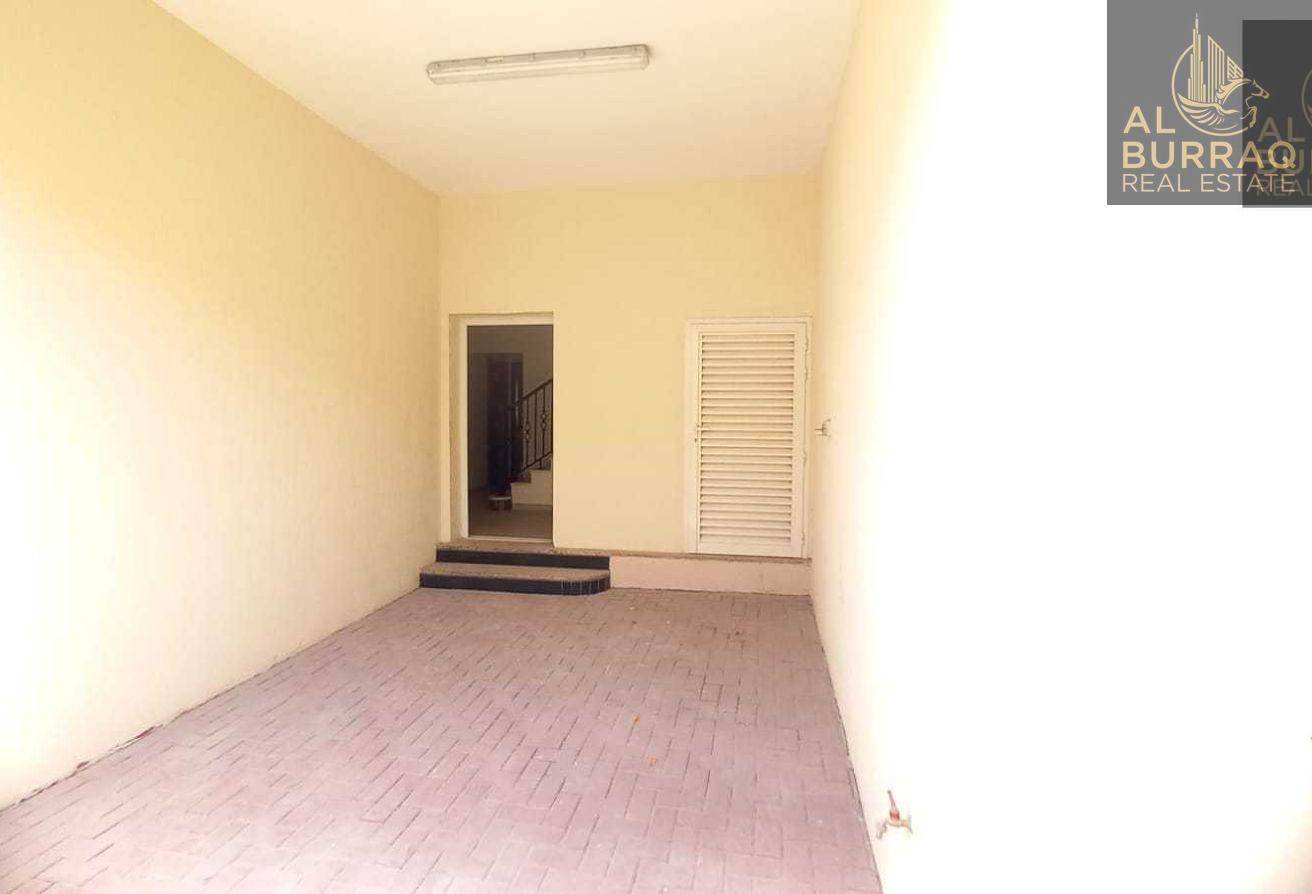 Spacious Corner Villa | Private & Prime Location photo 11