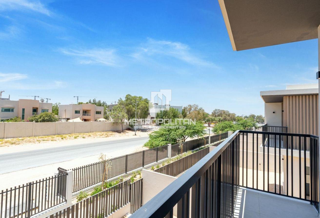 Close to Pool and Park | Single Row | Corner Unit photo 15