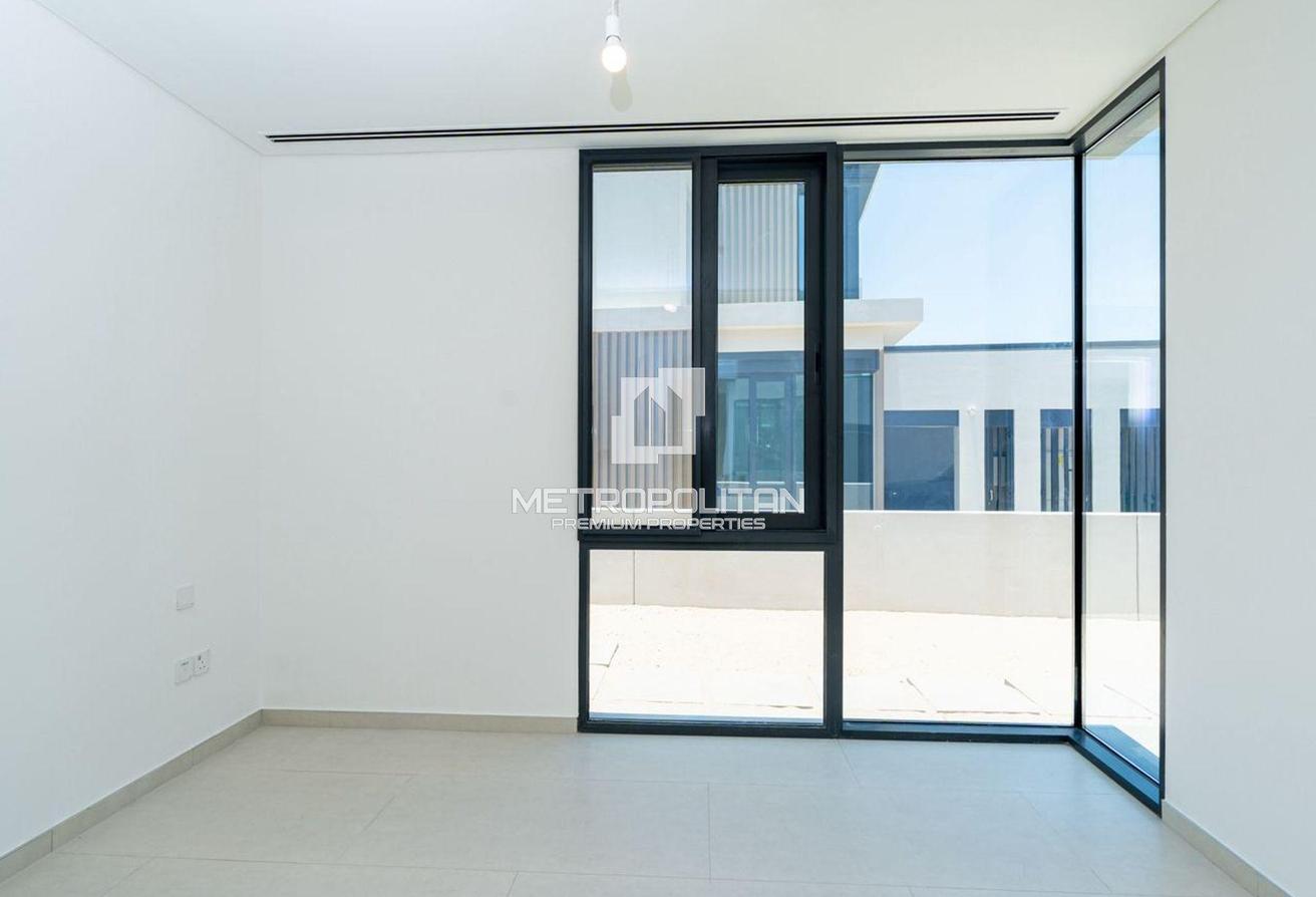 Close to Pool and Park | Single Row | Corner Unit photo 17
