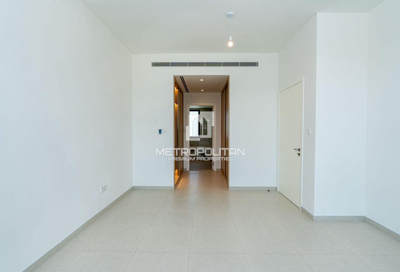 Close to Pool and Park | Single Row | Corner Unit photo 21