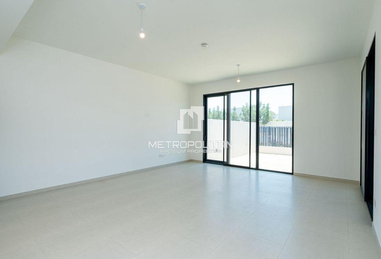 Close to Pool and Park | Single Row | Corner Unit photo 22
