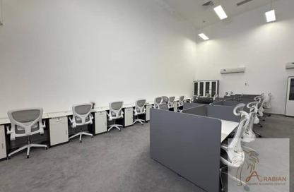Co-working space - Studio - 2 Bathrooms for rent in Fahidi Heights - Al Hamriya - Bur Dubai - Dubai