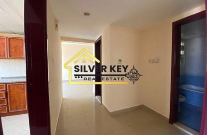 Apartment - 2 Bedrooms - 2 Bathrooms for rent in Abu shagara Building 2 - Budaniq - Al Qasimia - Sharjah