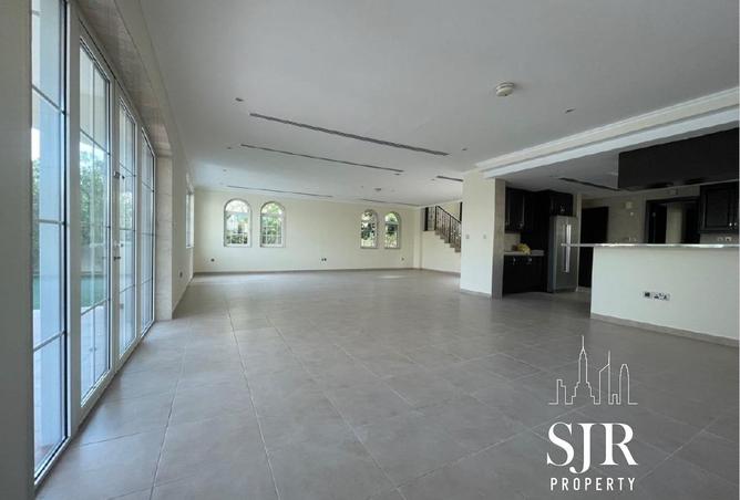 77384375 - Property Image 2