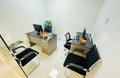 مكتب - غرفة نوم - 1 حمام للايجار في مبنى هوريزون - بورسعيد - ديرة - دبي