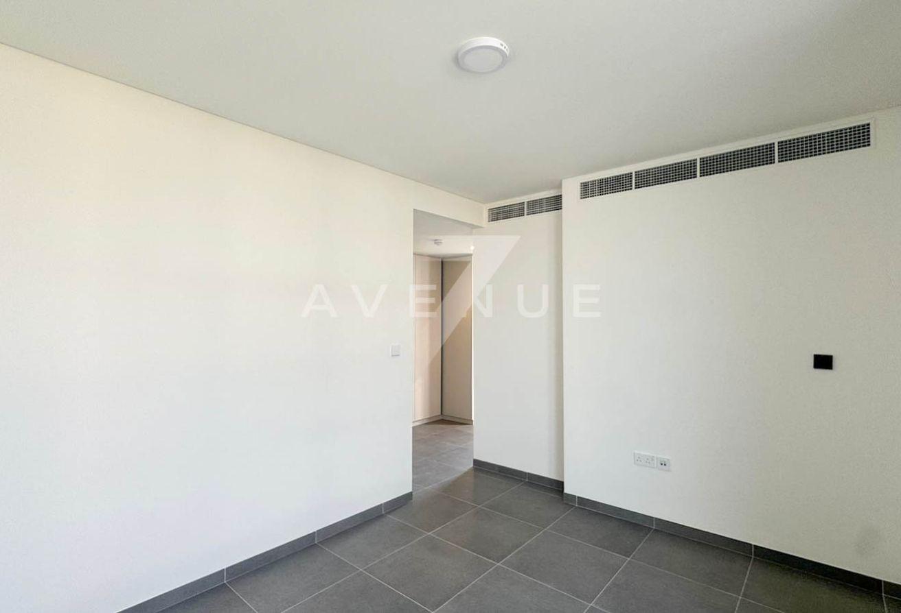 Landscaped and Spacious | Close to Pool | Vacant photo 15