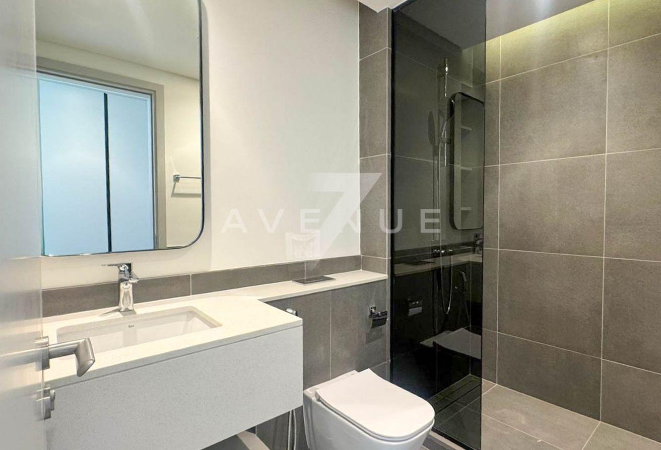Landscaped and Spacious | Close to Pool | Vacant photo 21