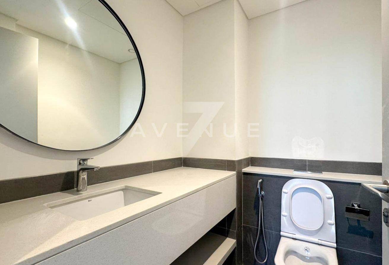 Landscaped and Spacious | Close to Pool | Vacant photo 24