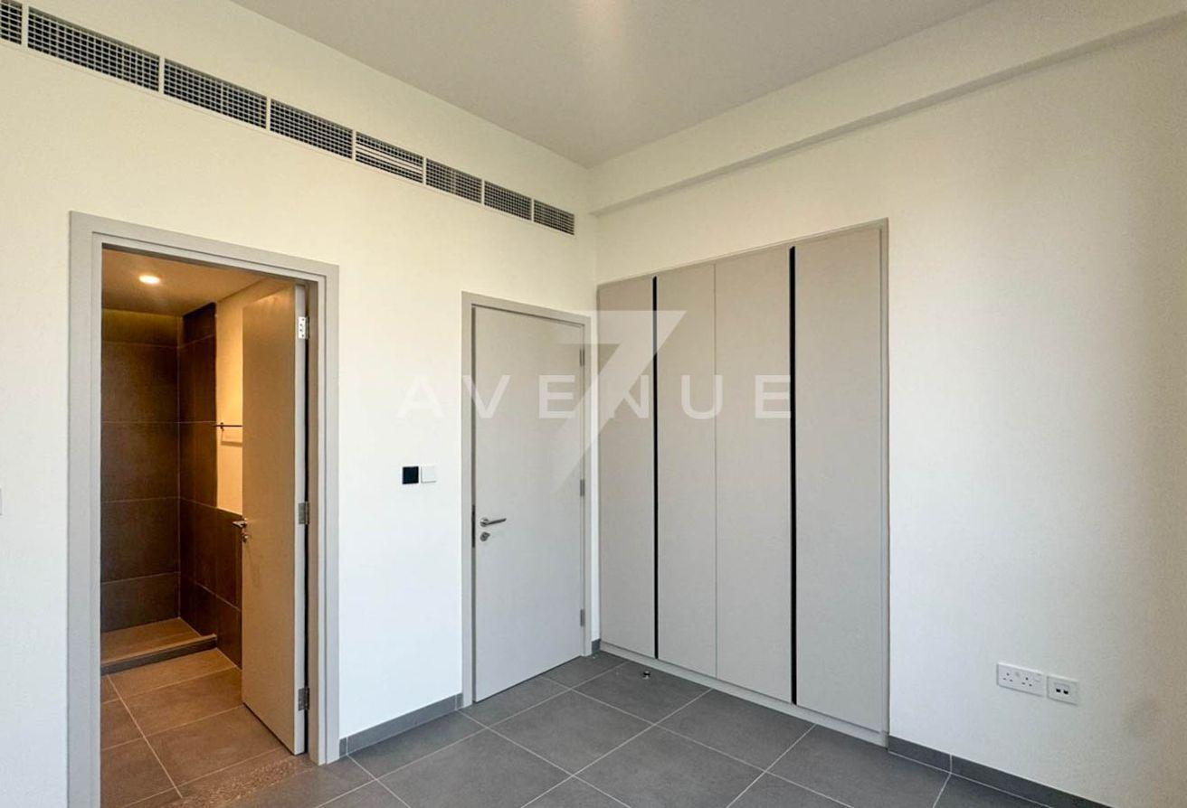 Landscaped and Spacious | Close to Pool | Vacant photo 12