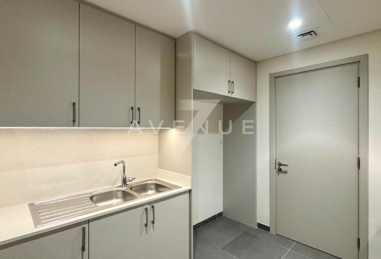 Landscaped and Spacious | Close to Pool | Vacant photo 10