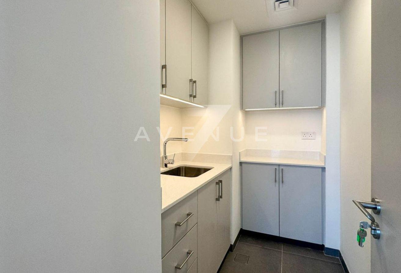 Landscaped and Spacious | Close to Pool | Vacant photo 11