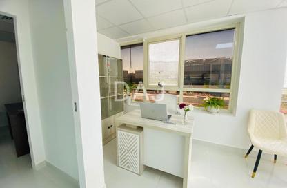 Office Space - Studio - 1 Bathroom for rent in Silver Home Building - Hor Al Anz - Deira - Dubai Office Space - Studio - 1 Bathroom for rent in Silver Home Building - Hor Al Anz - Deira - Dubai