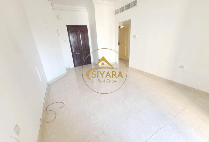 96120710 - Property Image 2