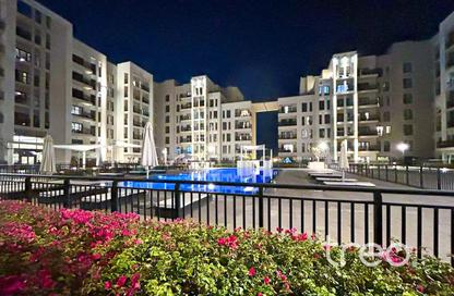 Apartment - 1 Bedroom - 1 Bathroom for rent in Hayat Boulevard 1B - Hayat Boulevard 1 - Hayat Boulevard - Town Square - Dubai