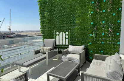 Apartment - 2 Bedrooms - 3 Bathrooms for rent in Oasis 1 - Oasis Residences - Masdar City - Abu Dhabi