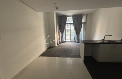 شقة - غرفة نوم - 2 حمامات للبيع في A3 جولف بروموناد - جولف بروميناد 3 - غولف تاون - داماك هيلز - دبي