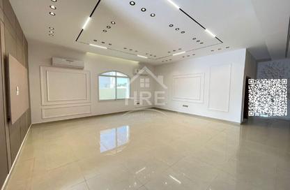 Villa - 5 Bedrooms - 7 Bathrooms for sale in Al Mowaihat 1 - Al Mowaihat - Ajman