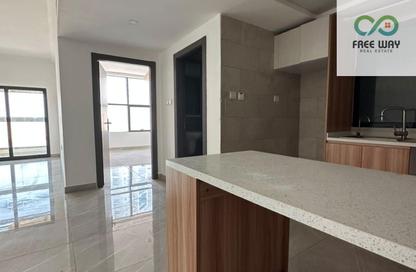 Apartment - 1 - 1 for rent in Al Rashidiya Towers - Al Rashidiya - Ajman Downtown - Ajman
